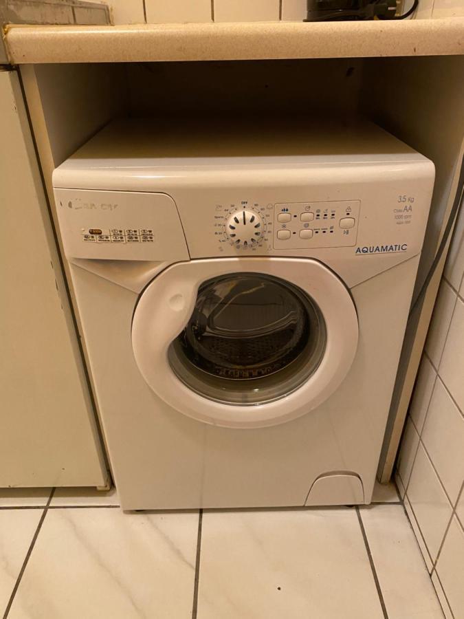 Appartement Pension 700M Zum Ring Wien Exteriör bild